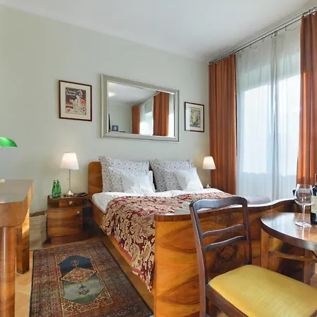 Apartment Mieszkanko Kolo Zamku *