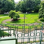 アパート Mieszkanko Kolo Zamku Zaciszna Starowka *
