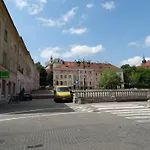 Mieszkanko Kolo Zamku Zaciszna Starowka Lägenhet Warszawa