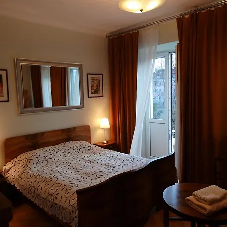 Mieszkanko Kolo Zamku Zaciszna Starowka * Warsaw