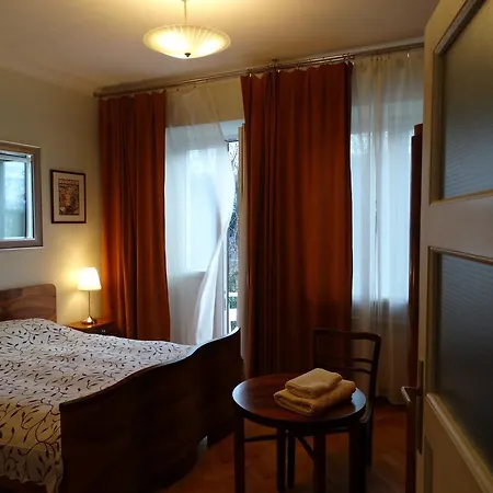 Apartment Mieszkanko Kolo Zamku Zaciszna Starowka