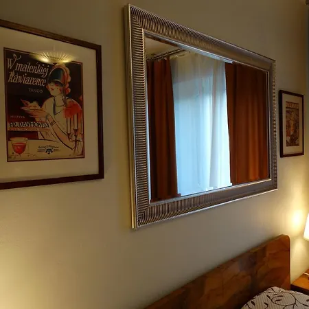 Apartment Mieszkanko Kolo Zamku Zaciszna Starowka