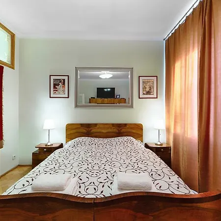 Mieszkanko Kolo Zamku Zaciszna Starowka Warsaw