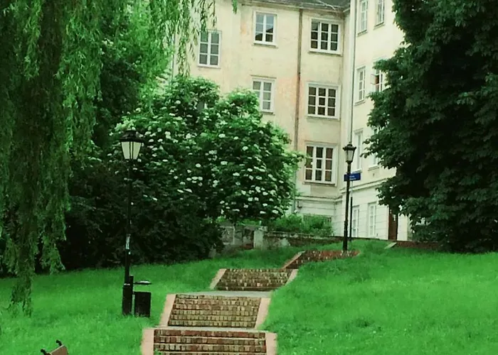 Mieszkanko Kolo Zamku Zaciszna Starowka * Warsaw