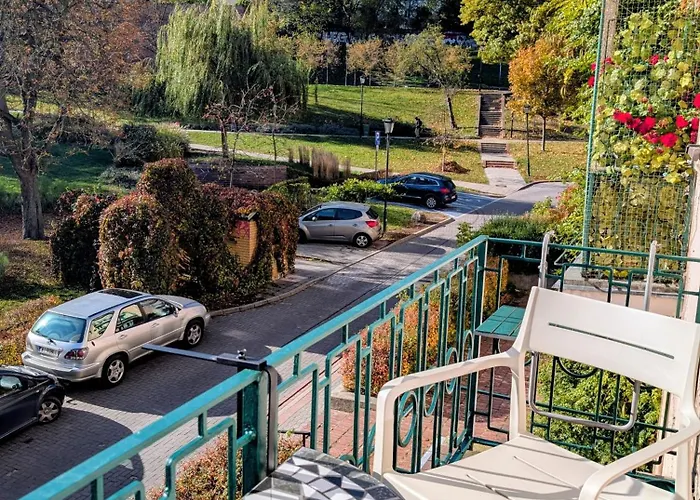 Apartment Mieszkanko Kolo Zamku Zaciszna Starowka