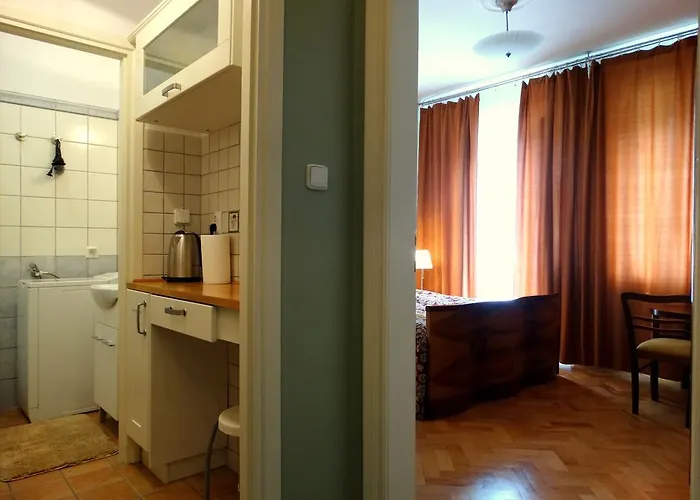 Mieszkanko Kolo Zamku Zaciszna Starowka Warsaw