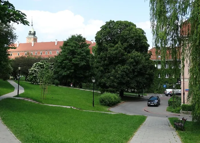 Апартаменты Mieszkanko Kolo Zamku Zaciszna Starowka Варшава