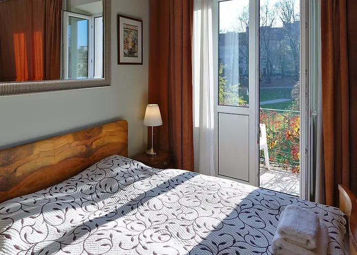 Mieszkanko Kolo Zamku Zaciszna Starowka Warsaw